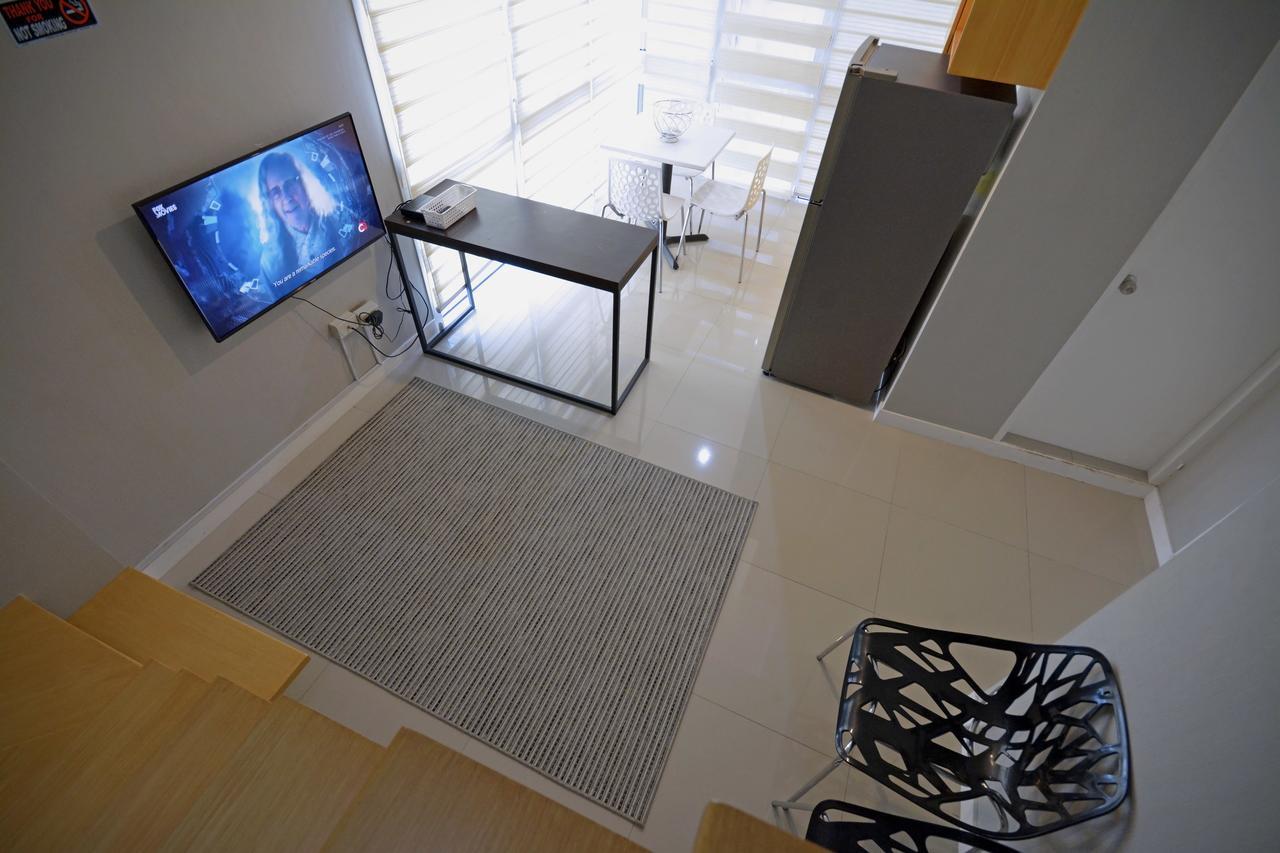 מנילה Victoria Soho Suites מראה חיצוני תמונה