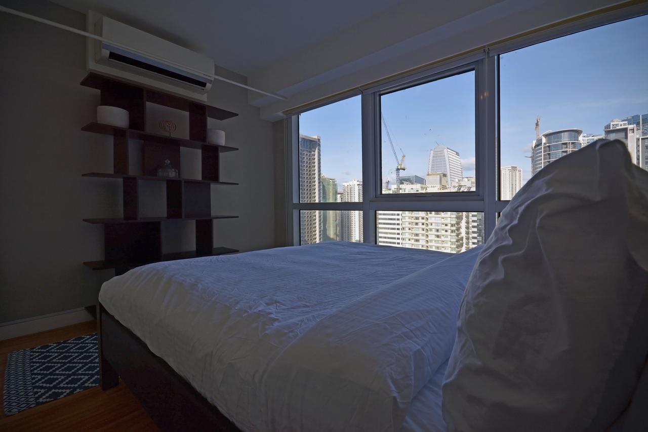 מנילה Victoria Soho Suites מראה חיצוני תמונה